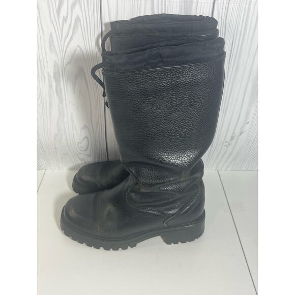 L.L. Bean Women's Size 7M Black Pebble Leather Boots Lug Sole Wool Lined (READ) - Picture 3 of 12